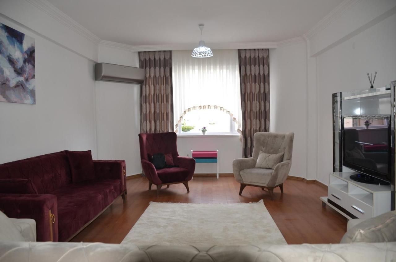 Appartement Cosy Et Tout Equipe Au Coeur D'Antalya Exteriör bild