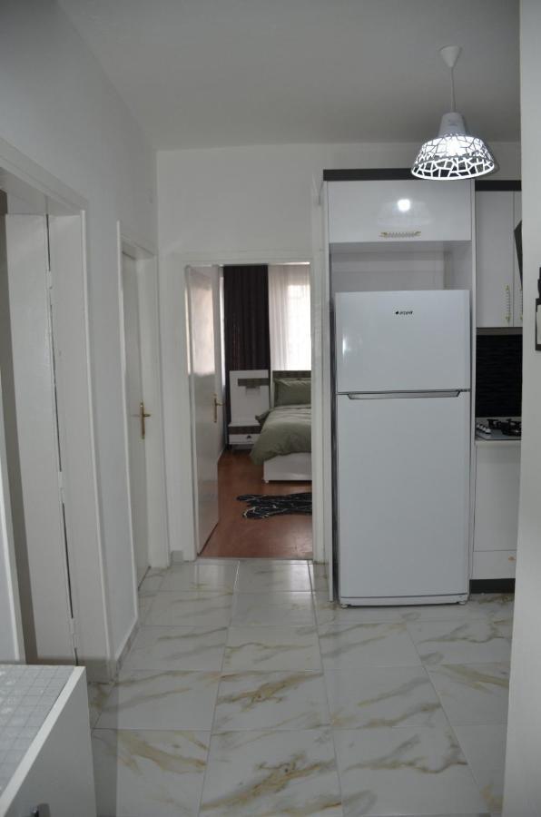 Appartement Cosy Et Tout Equipe Au Coeur D'Antalya Exteriör bild